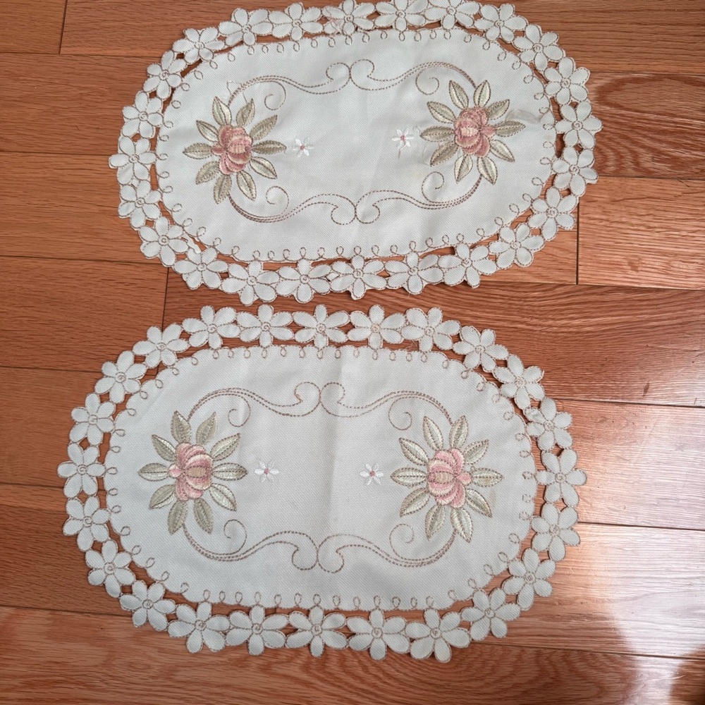 Embroidered Floral Oval Doilies - Set of 2